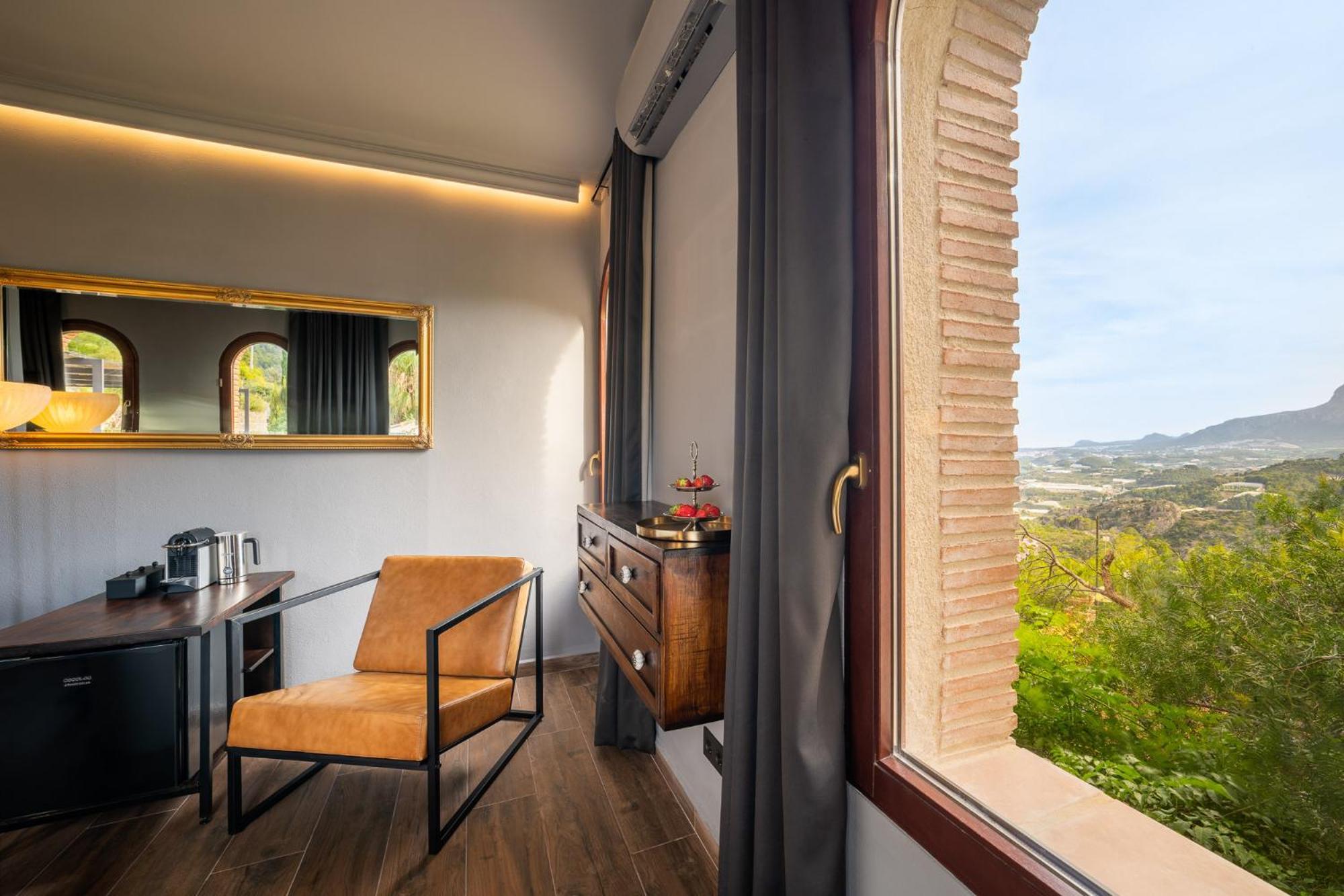 El Tossal - Adults Only Bed & Breakfast 3*